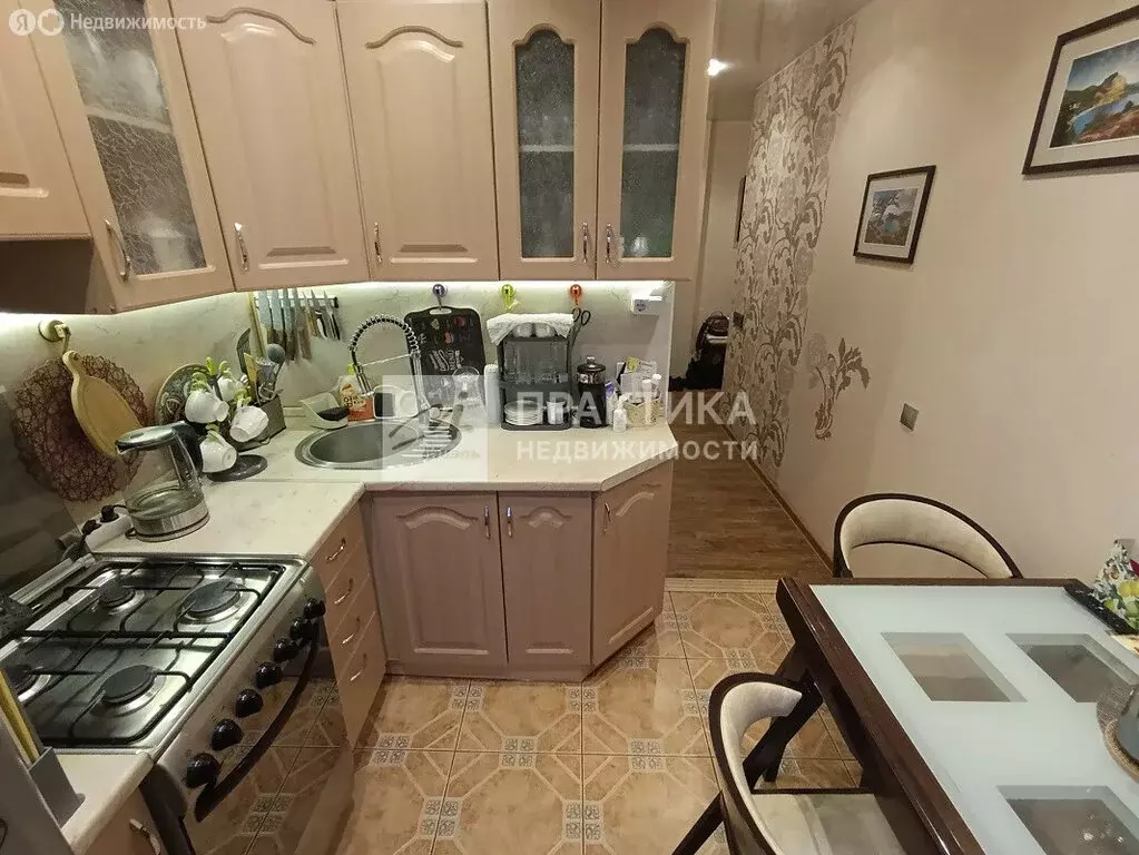 3-комнатная квартира: Ногинск, улица Декабристов, 10 (68 м) - Фото 1