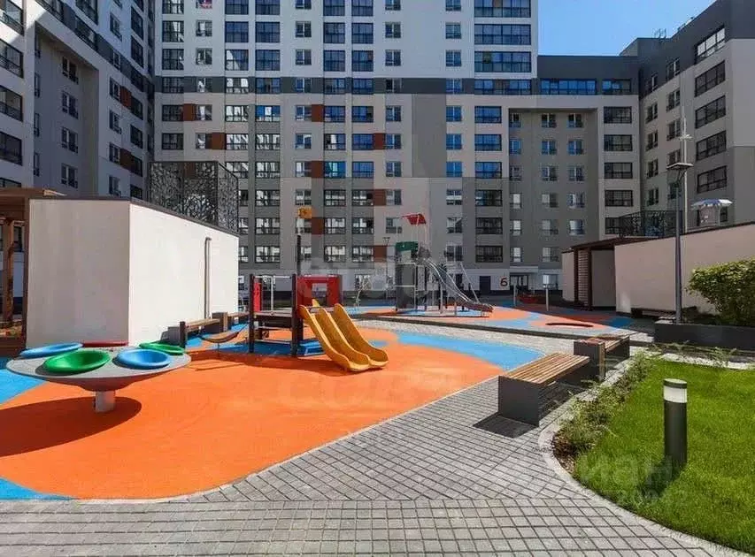 3-к кв. Ханты-Мансийский АО, Сургут тракт Югорский, 4 (79.3 м) - Фото 0