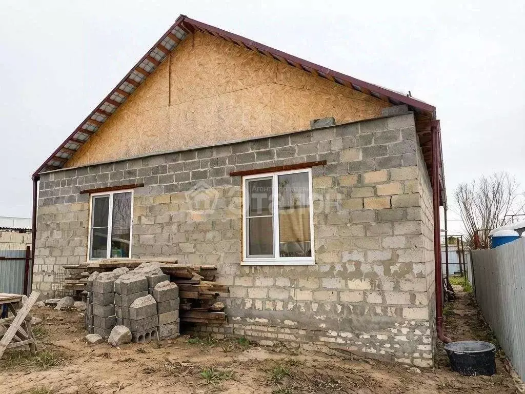 Дом в Волгоградская область, Волгоград ул. Чернышевского, 4 (92 м) - Фото 1