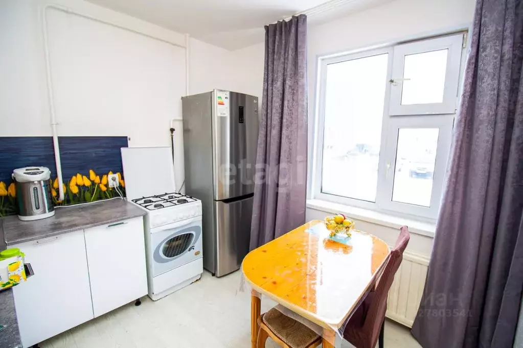 3-к кв. Ямало-Ненецкий АО, Новый Уренгой Дружба мкр, 2/3 (65.0 м) - Фото 1