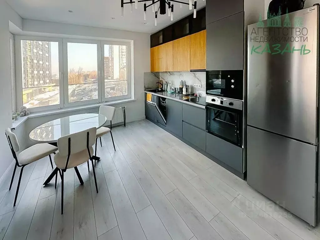 2-к кв. Татарстан, Казань ул. Новаторов, 8Б (55.5 м) - Фото 1