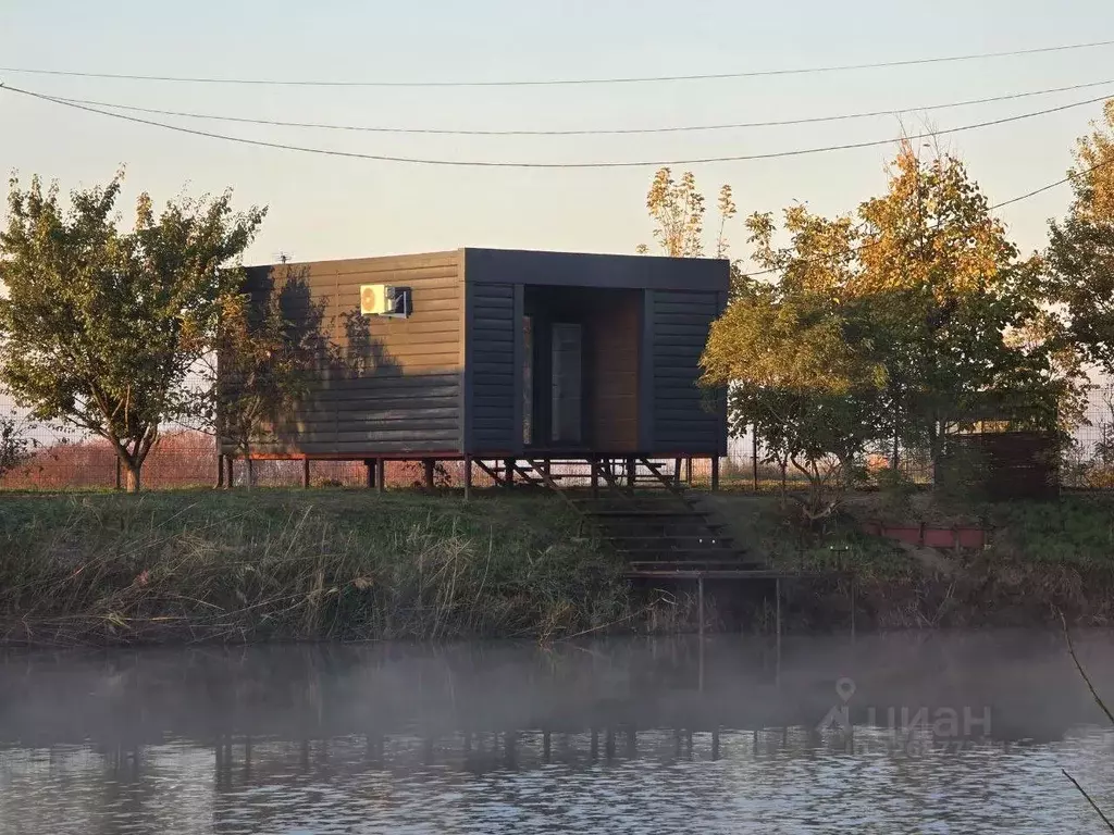 Дом в Краснодарский край, Славянский район, Голубая Нива с/пос, пос. ... - Фото 1