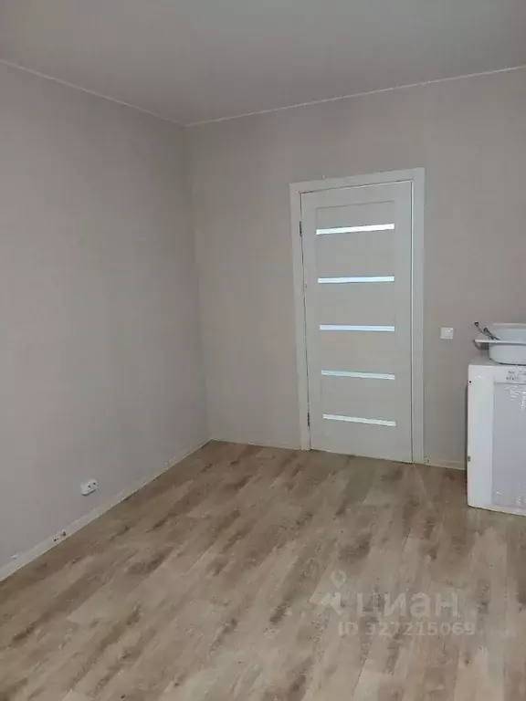 Студия Красноярский край, Красноярск ул. Петра Подзолкова, 24 (31.0 м) - Фото 2