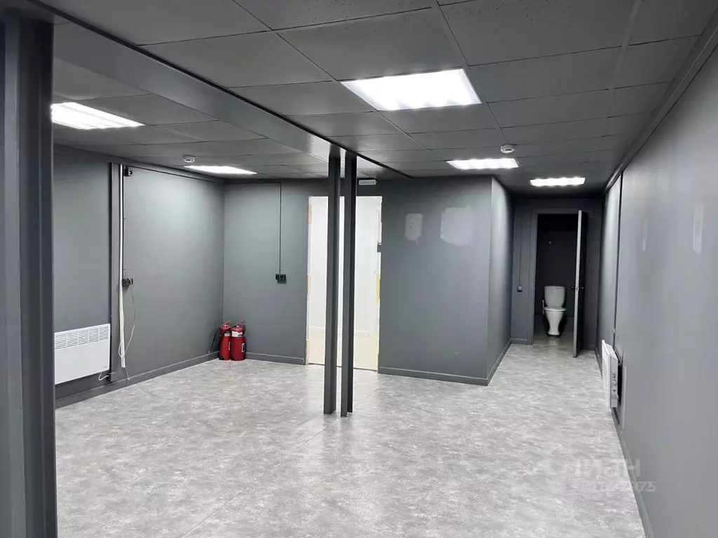 Офис в Омская область, Омск бул. Архитекторов, 35Б (54 м) - Фото 1