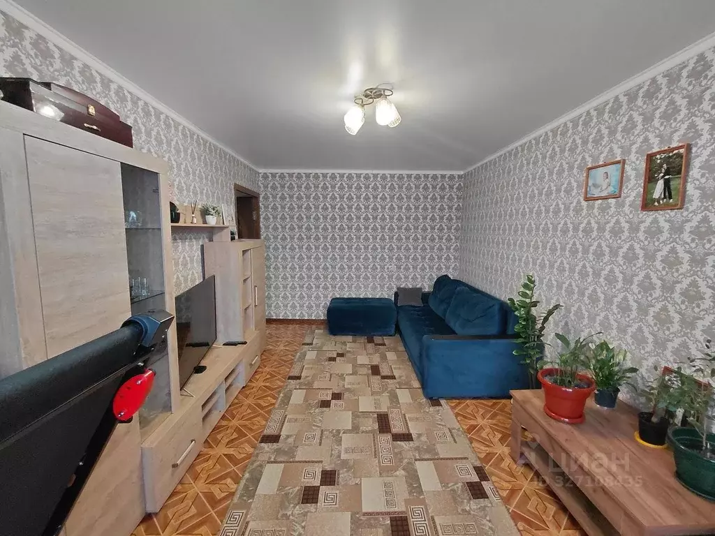 3-к кв. Астраханская область, Астрахань ул. 11-й Красной Армии, 15 ... - Фото 2