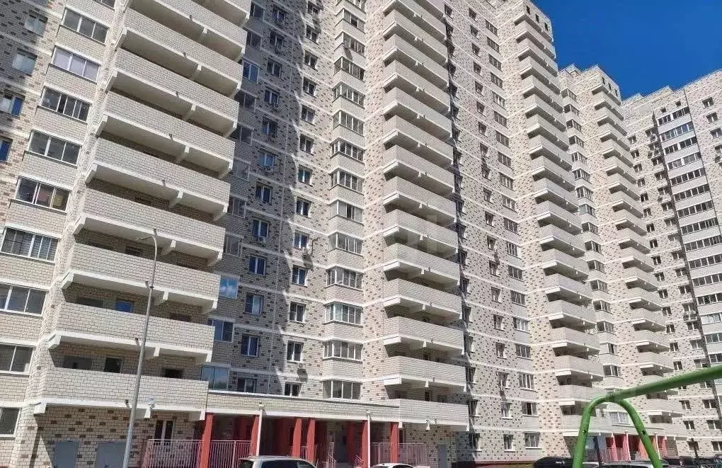 Студия Калужская область, Калуга бул. Солнечный, 18 (30.26 м) - Фото 1