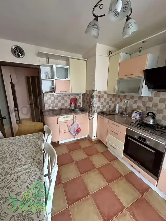 1-к. квартира, 43 м, 3/6 эт. - Фото 1