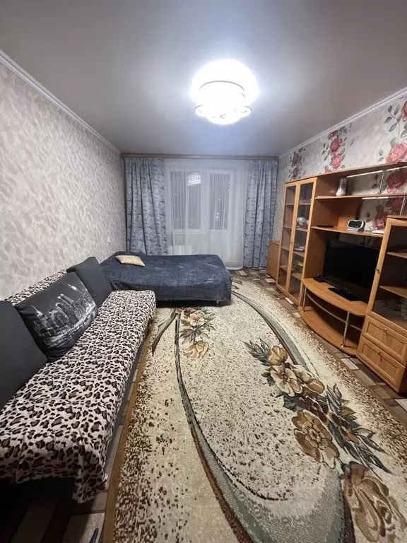 1-к кв. Татарстан, Нижнекамск просп. Химиков, 15 (37.0 м) - Фото 1