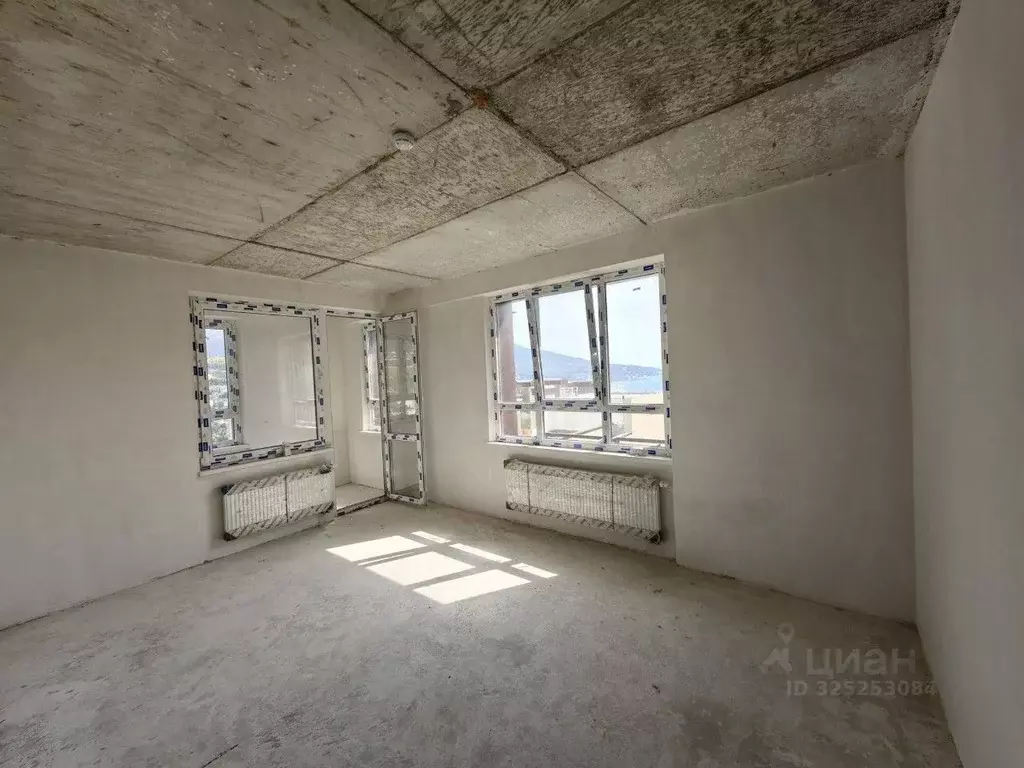 1-к кв. Крым, Ялта ул. Красноармейская, 36Бк2 (47.0 м) - Фото 2