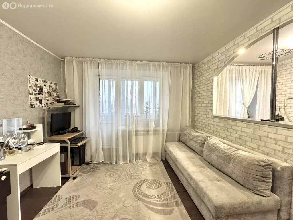 2-комнатная квартира: Казань, улица Аделя Кутуя, 88 (50 м) - Фото 1