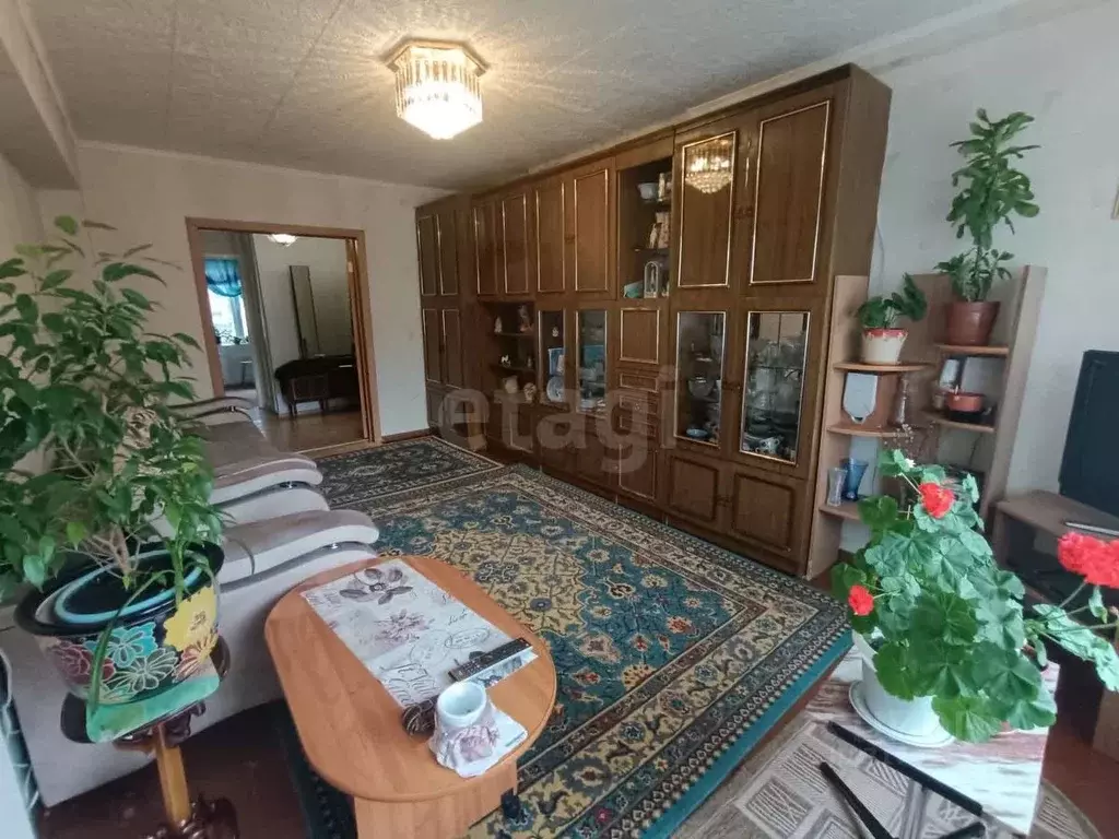 3-к кв. Кемеровская область, Юрга Кузбасский просп., 14 (65.4 м) - Фото 1