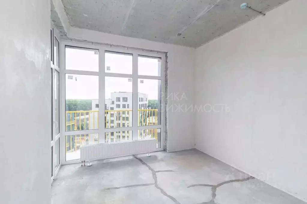 3-к кв. Тюменская область, Тюмень Тарманы мкр, ул. Малышева, 31к1 ... - Фото 0