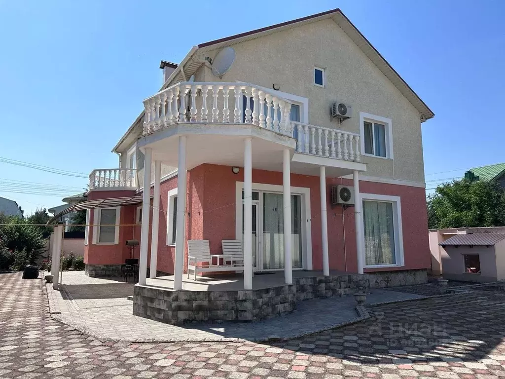 Дом в Крым, Евпатория ул. Кленовая (230 м) - Фото 0
