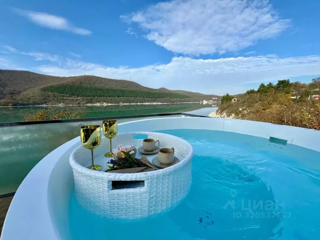 Дом в Краснодарский край, Новороссийск городской округ, с. Абрау-Дюрсо ... - Фото 1