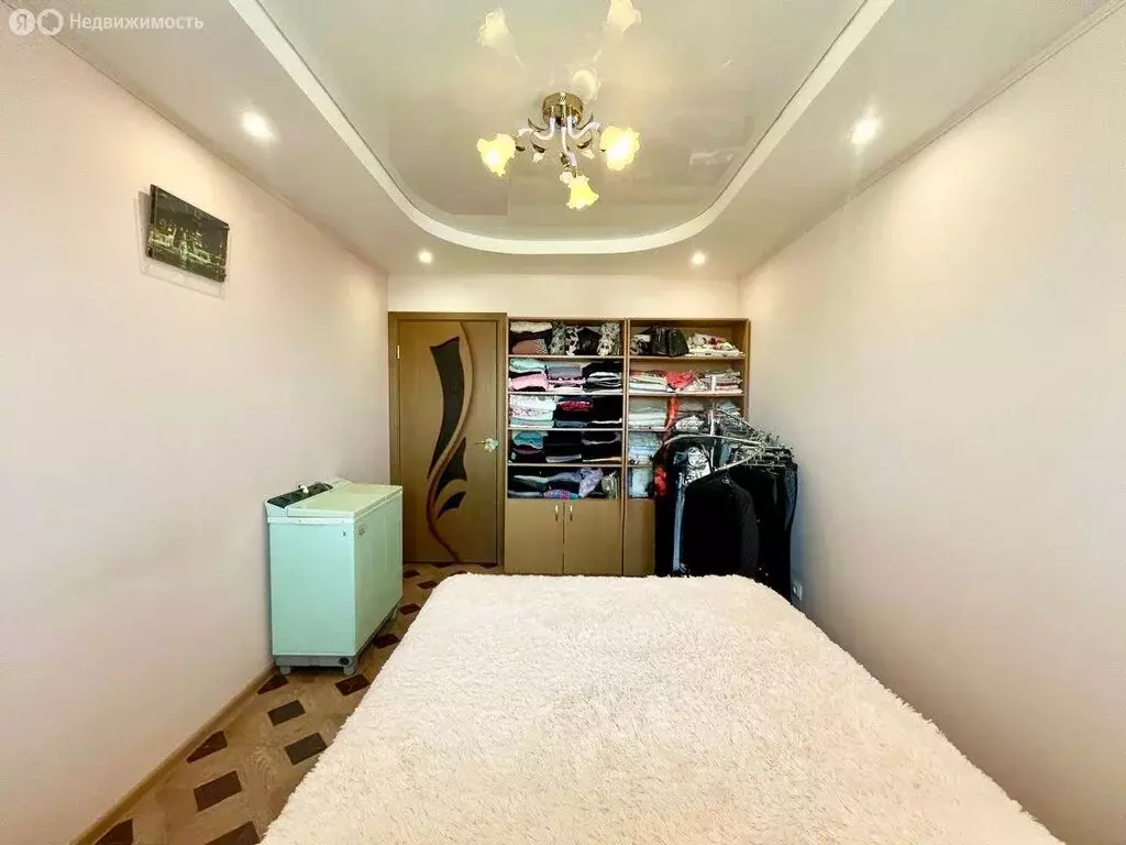 2-комнатная квартира: Николаевск-на-Амуре, улица Орлова, 9Б (53.8 м) - Фото 0