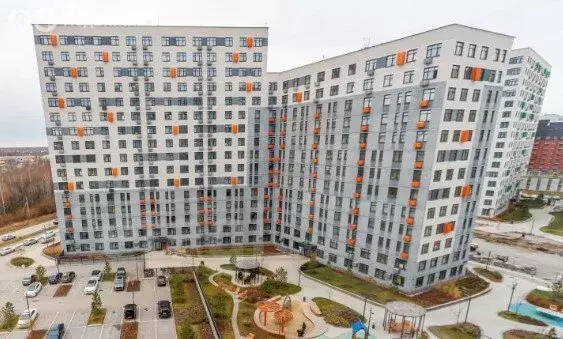 1-комнатная квартира: Тюмень, улица Первооткрывателей, 6 (37.5 м) - Фото 1