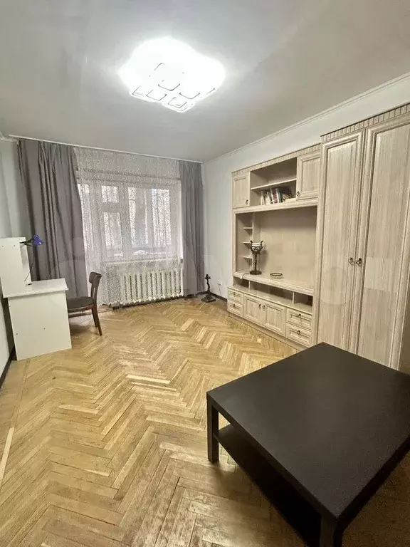 2-к. квартира, 45 м, 1/9 эт. - Фото 1