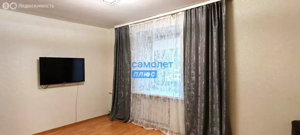 3-комнатная квартира: Бийск, улица Георгия Прибыткова, 2 (67.8 м) - Фото 1