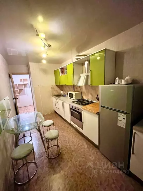 4-к кв. Свердловская область, Екатеринбург ул. Онежская, 12 (78.0 м) - Фото 1