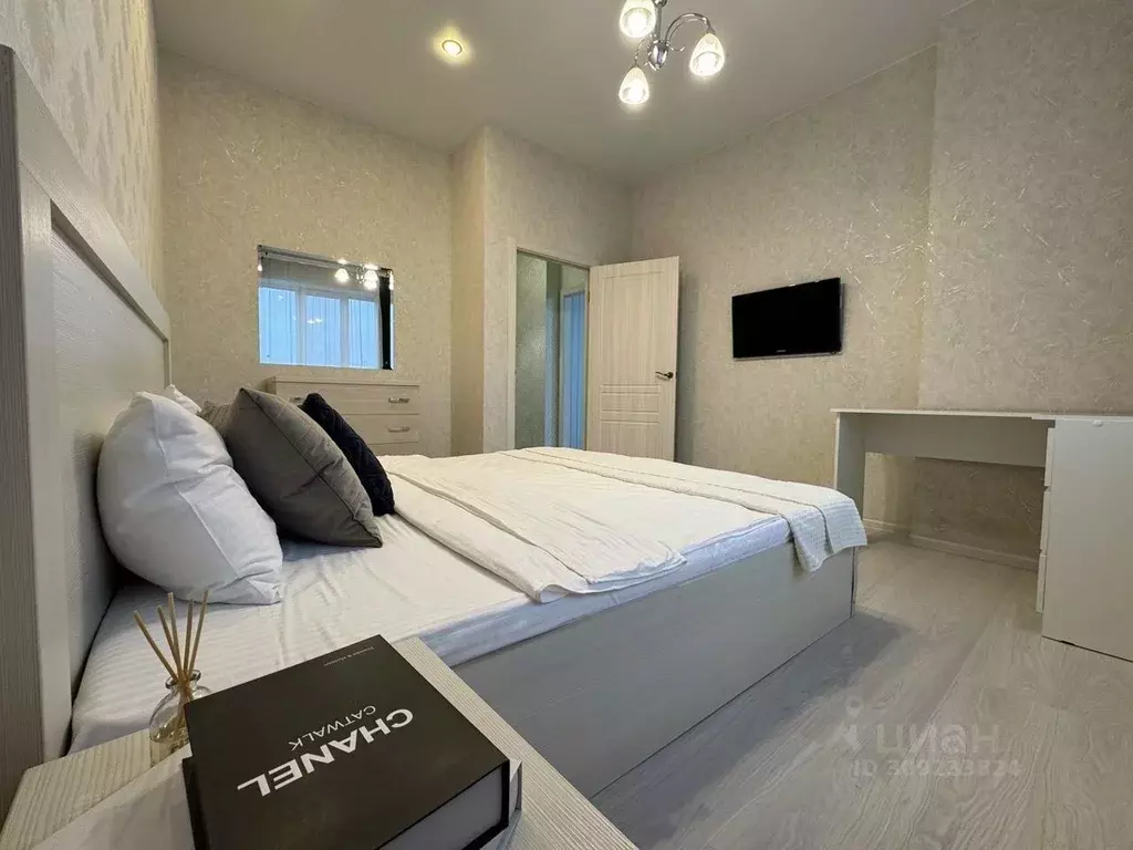 2-к кв. Татарстан, Казань ул. Павлюхина, 110В (67.0 м) - Фото 1