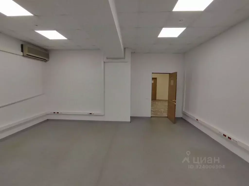 Офис в Свердловская область, Екатеринбург ул. Хохрякова, 104 (48 м) - Фото 2