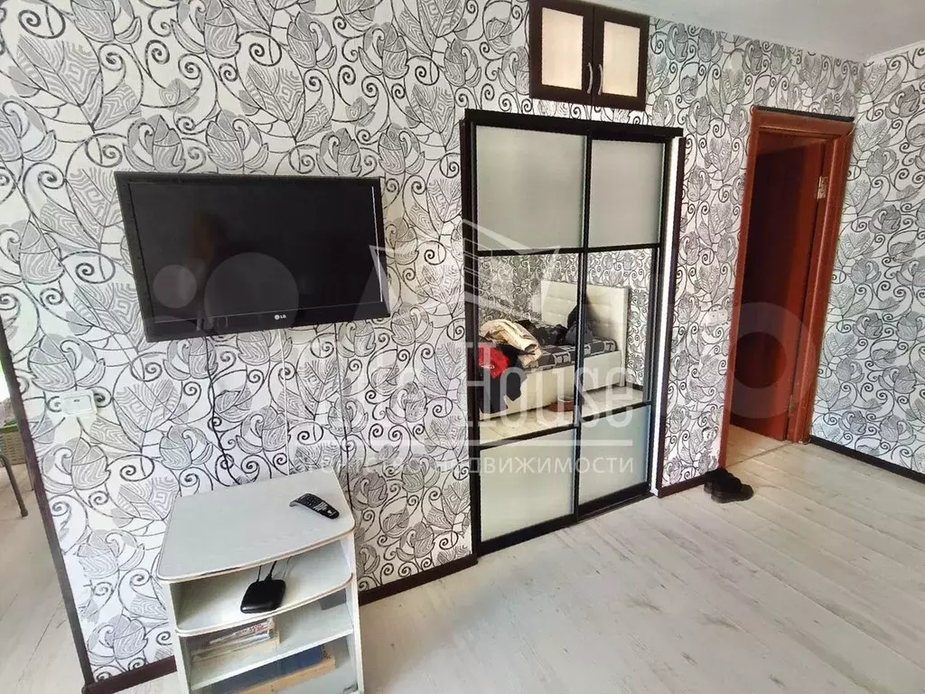 1-к. квартира, 30 м, 1/5 эт. - Фото 0