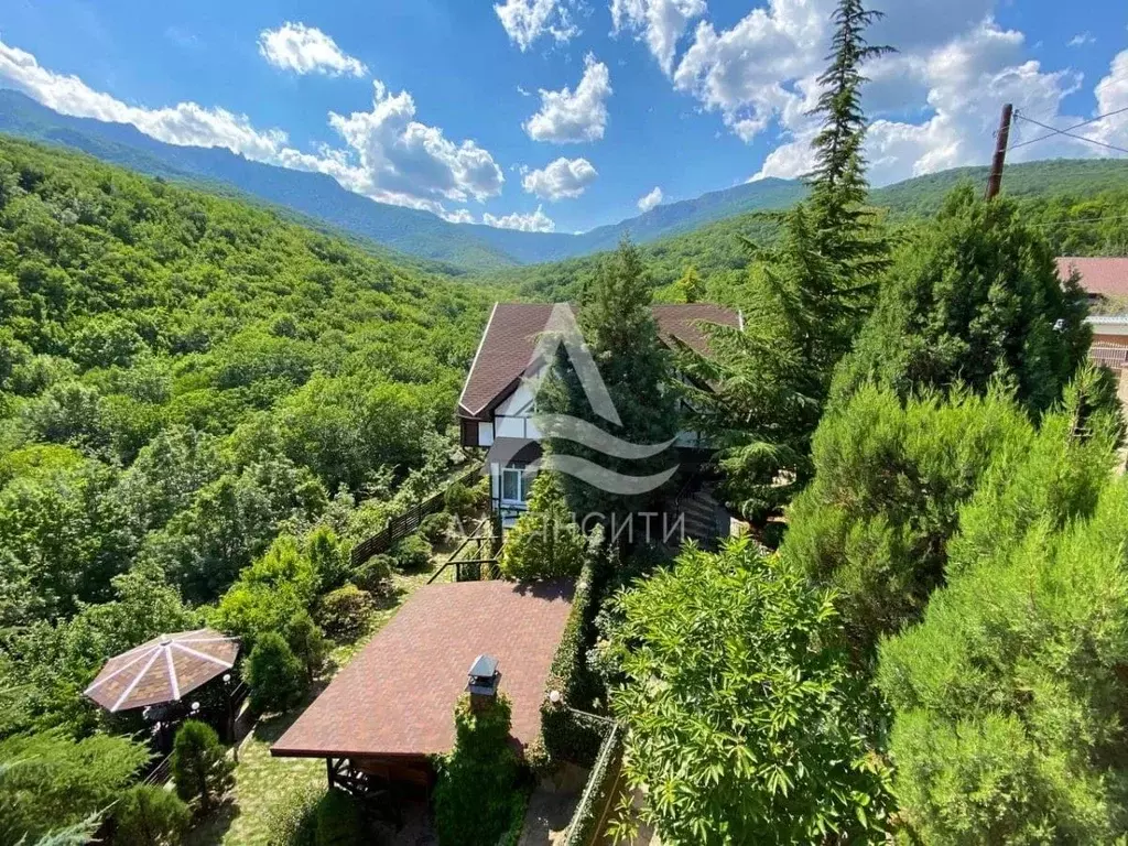 Дом в Крым, Алушта городской округ, с. Генеральское ул. Центральная, .,  Купить дом Генеральское, Крым, ID объекта - 50010417669