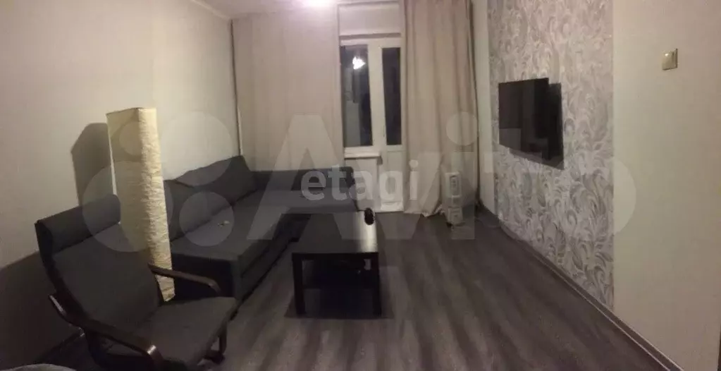 1-к. квартира, 35 м, 1/9 эт. - Фото 1