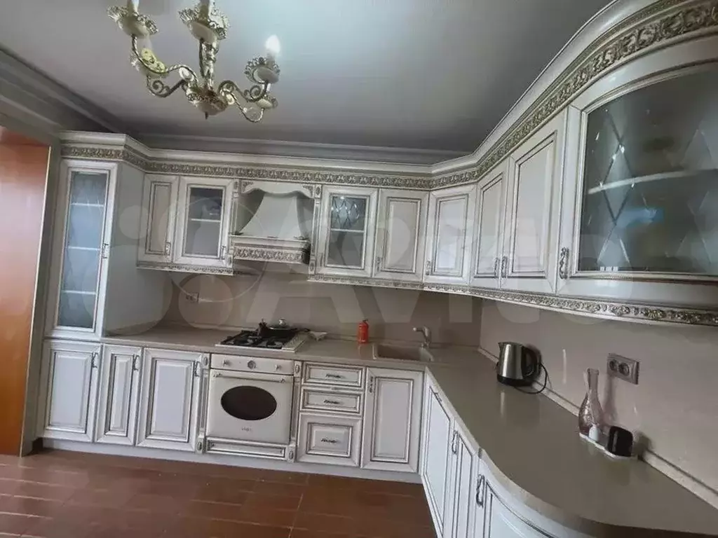 4-к. квартира, 100 м, 6/9 эт. - Фото 0