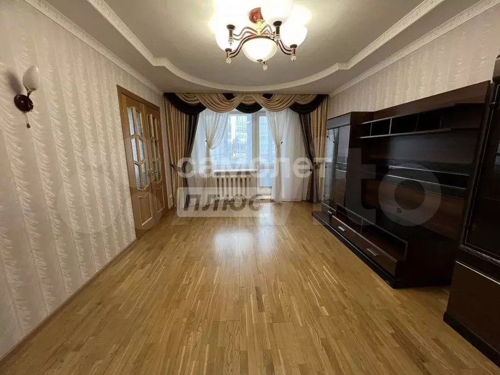 3-к. квартира, 58,2 м, 2/5 эт. - Фото 0