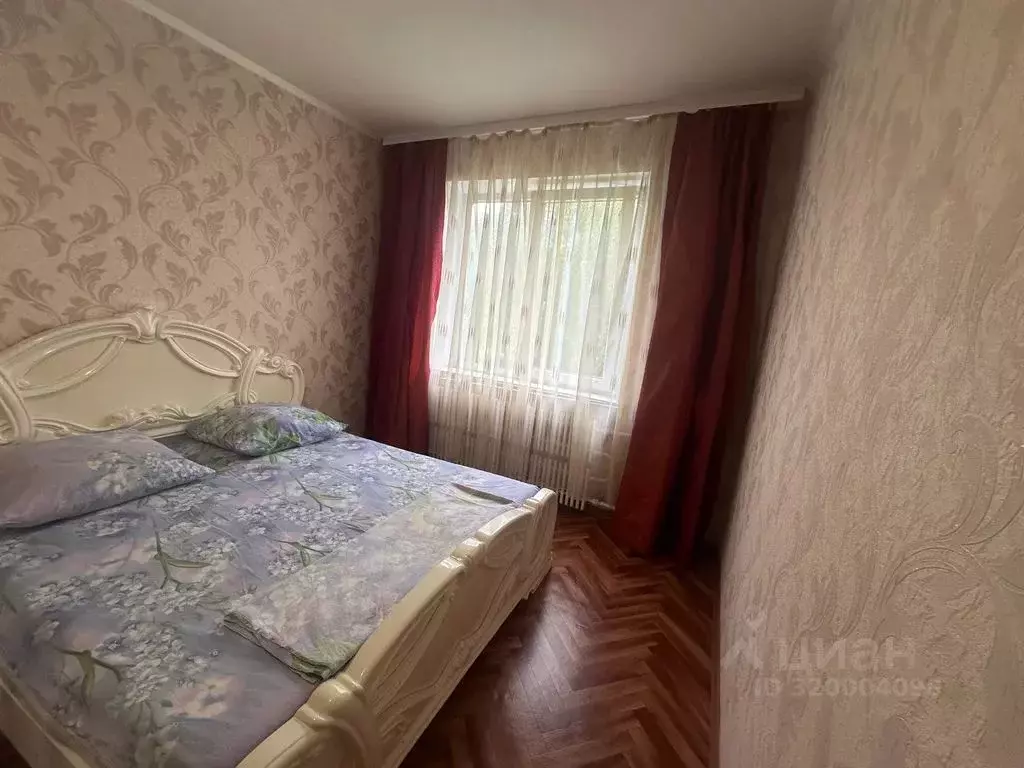 2-к кв. Белгородская область, Старый Оскол Восточный мкр, 11А (54.0 м) - Фото 0