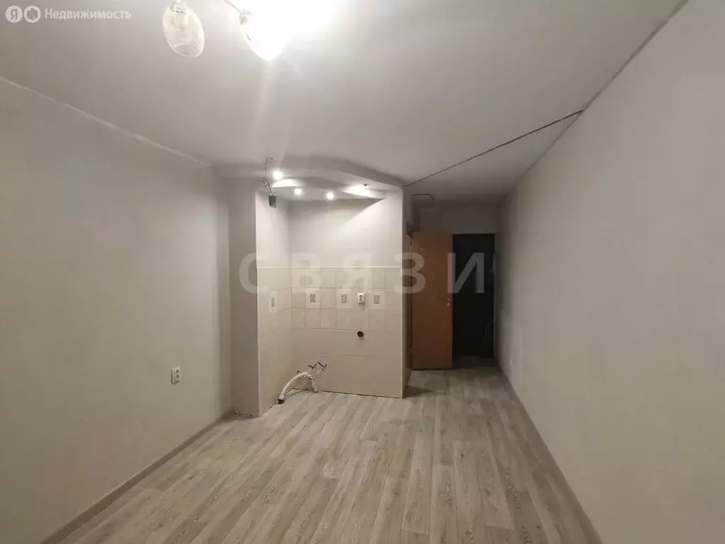 Квартира-студия: Тюмень, Широтная улица, 83 (18 м) - Фото 2