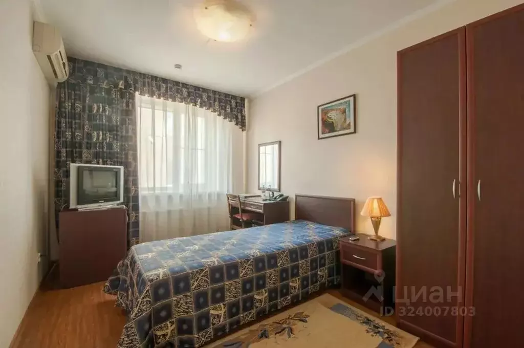 Комната Краснодарский край, Краснодар Уральская ул., 144 - Фото 1