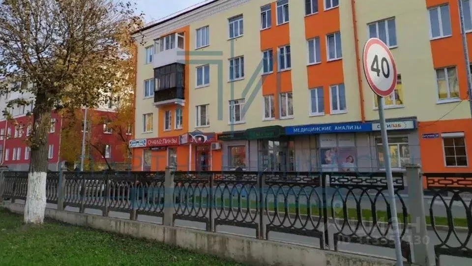 Торговая площадь в Свердловская область, Первоуральск ул. Ватутина, 34 ... - Фото 1