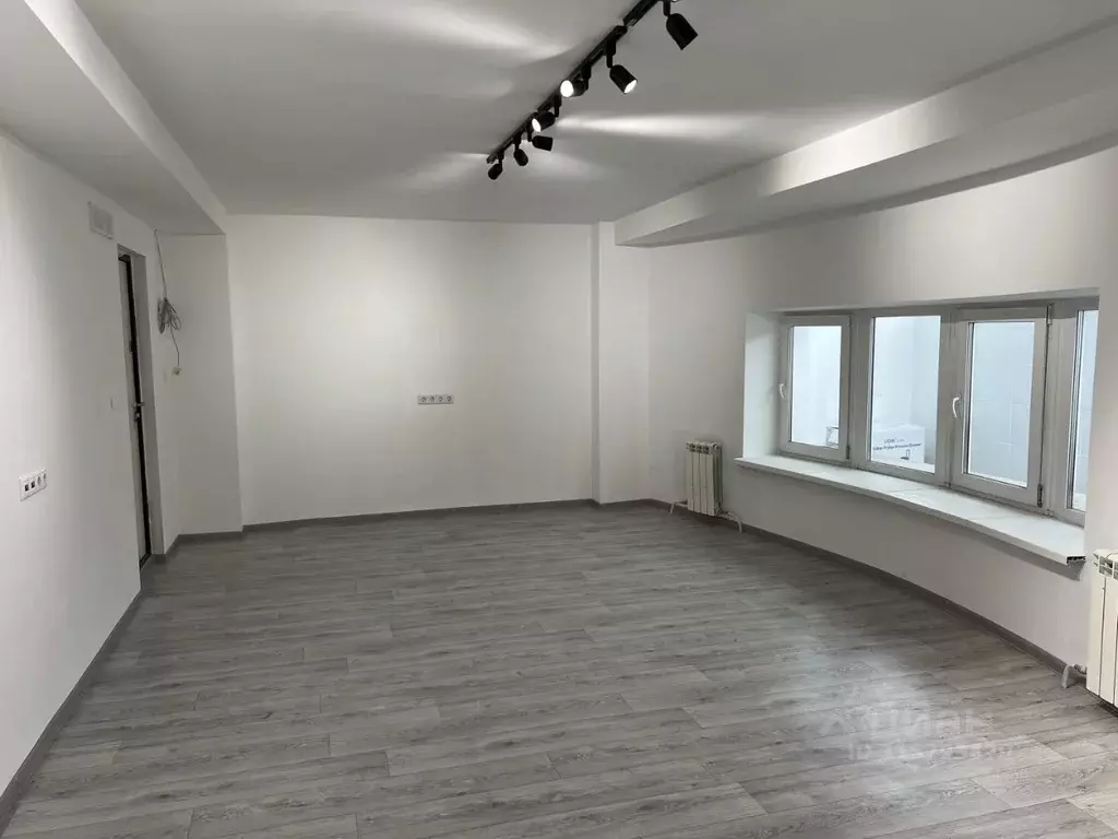 Офис в Омская область, Омск Учебная ул., 79 (30 м) - Фото 0