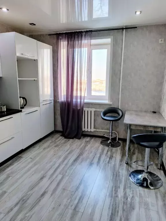 1-к кв. Оренбургская область, Оренбург Салмышская ул., 9/4 (34.0 м) - Фото 1