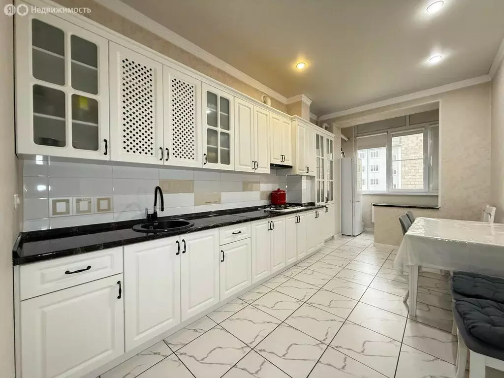 3-комнатная квартира: Нальчик, 2-я Надречная улица, 128к8 (76 м) - Фото 1