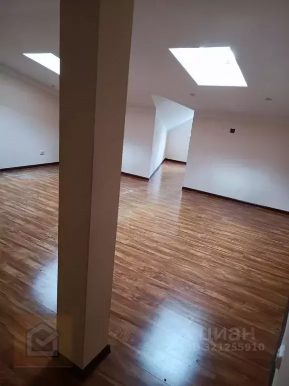 Помещение свободного назначения в Крым, Евпатория просп. Победы, ... - Фото 1