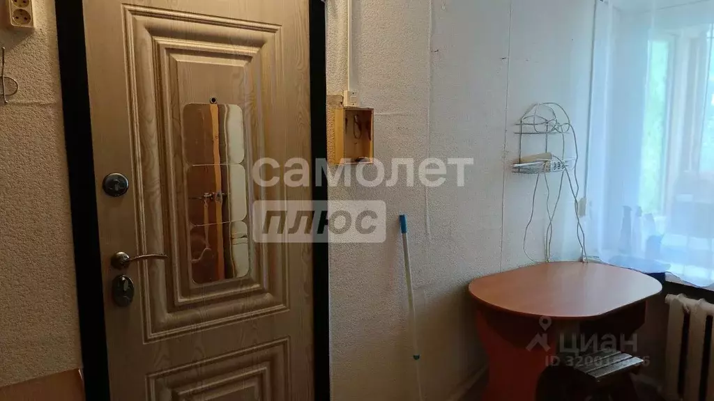 Комната Смоленская область, Смоленск ул. Черняховского, 20в (20.0 м) - Фото 1