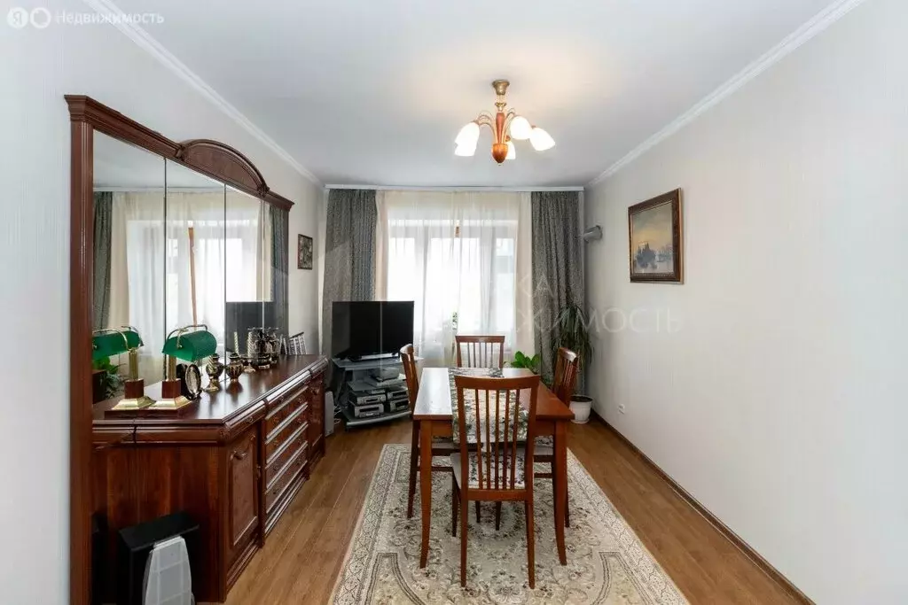 3-комнатная квартира: Тюмень, проезд Геологоразведчиков, 22 (62 м) - Фото 1