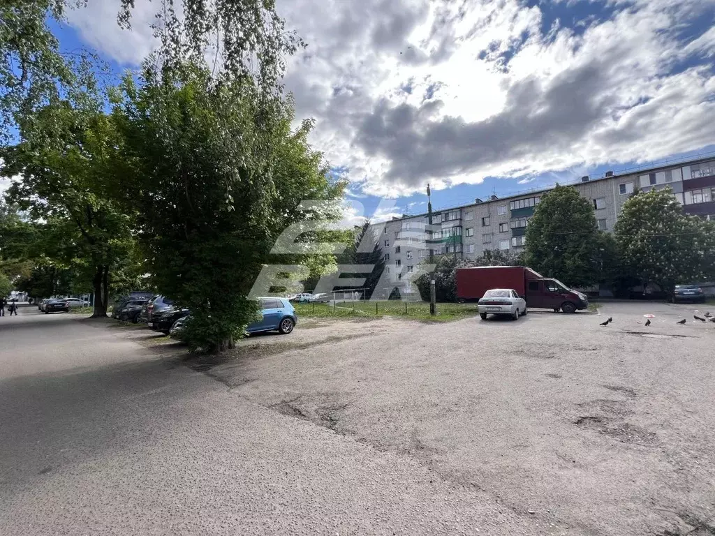 2-к кв. Курская область, Курск Республиканская ул., 8 (40.6 м) - Фото 1