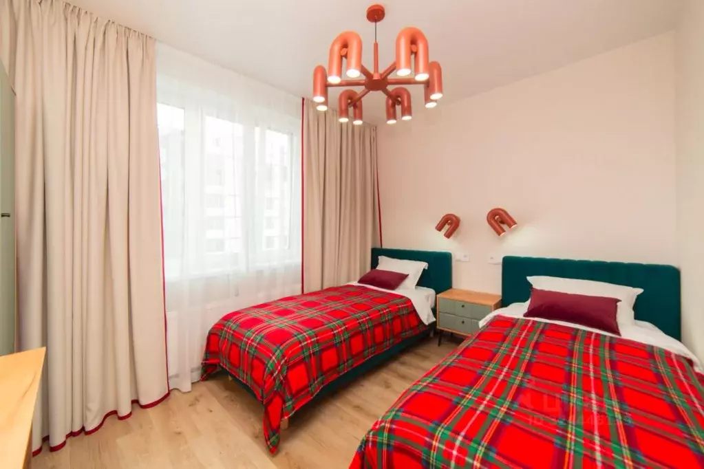 2-к кв. Тюменская область, Тюмень Новгородская ул., 9А (55.0 м) - Фото 2