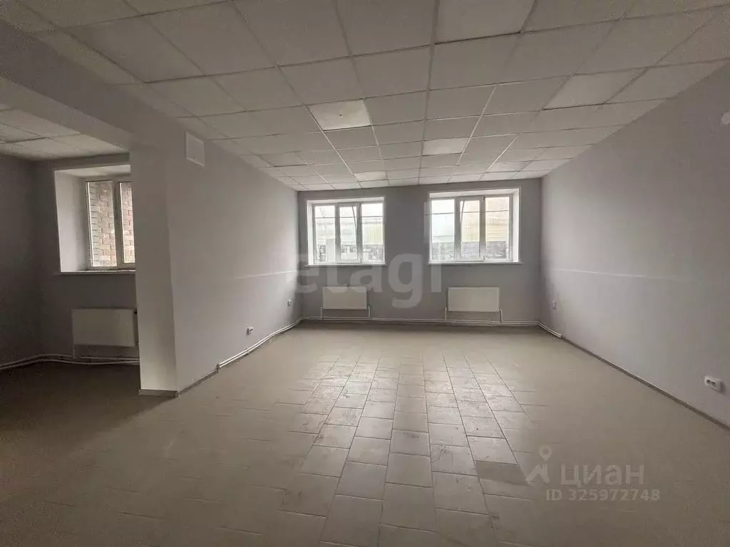 Помещение свободного назначения в Удмуртия, Можга Можгинский район, ... - Фото 2