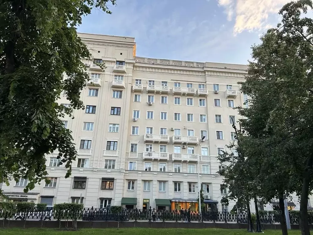 3-к кв. Москва Чистопрудный бул., 12К4 (54.2 м) - Фото 0