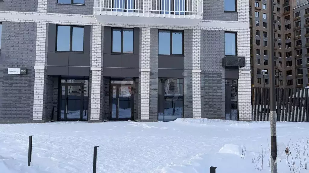 Помещение свободного назначения в Тюменская область, Тюмень ул. ... - Фото 1