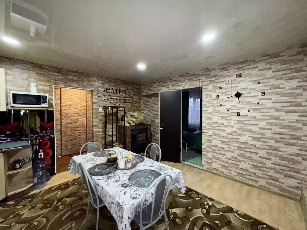 Дом в Свердловская область, Екатеринбург ул. Источная (139 м) - Фото 1