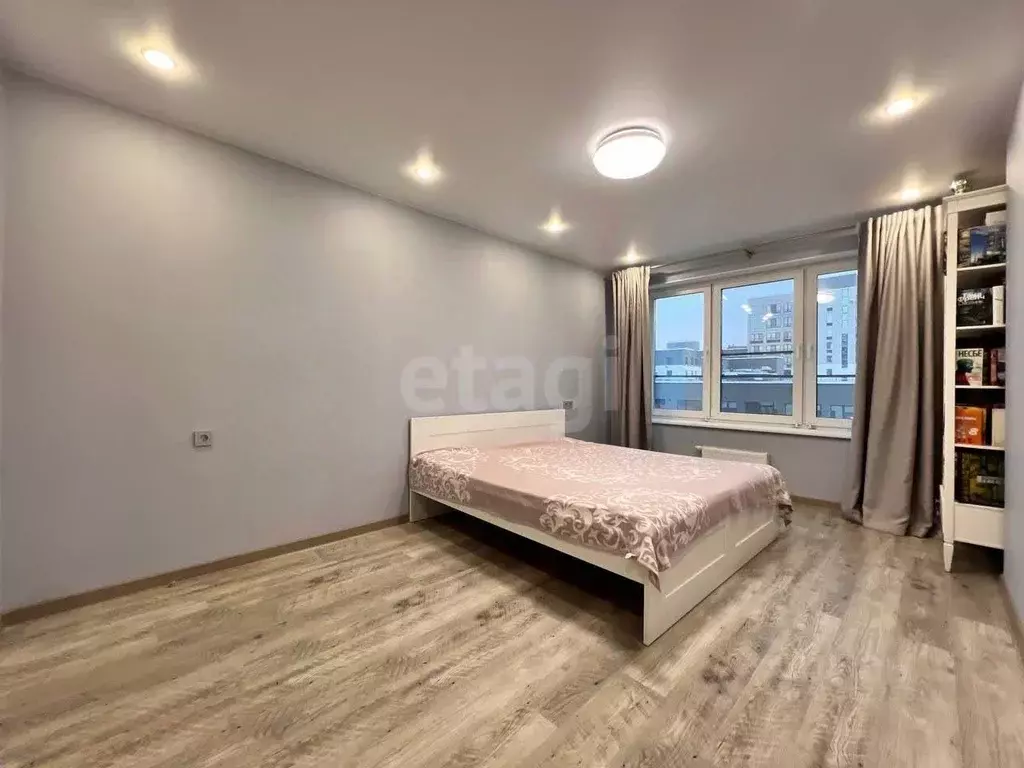 2-к кв. Тюменская область, Тюмень ул. 50 лет Октября, 57Бк2 (68.8 м) - Фото 1