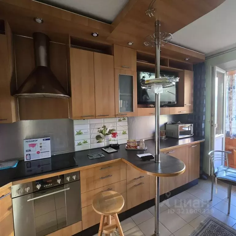 2-к кв. Московская область, Лобня ул. Чехова, 12 (60.0 м) - Фото 1