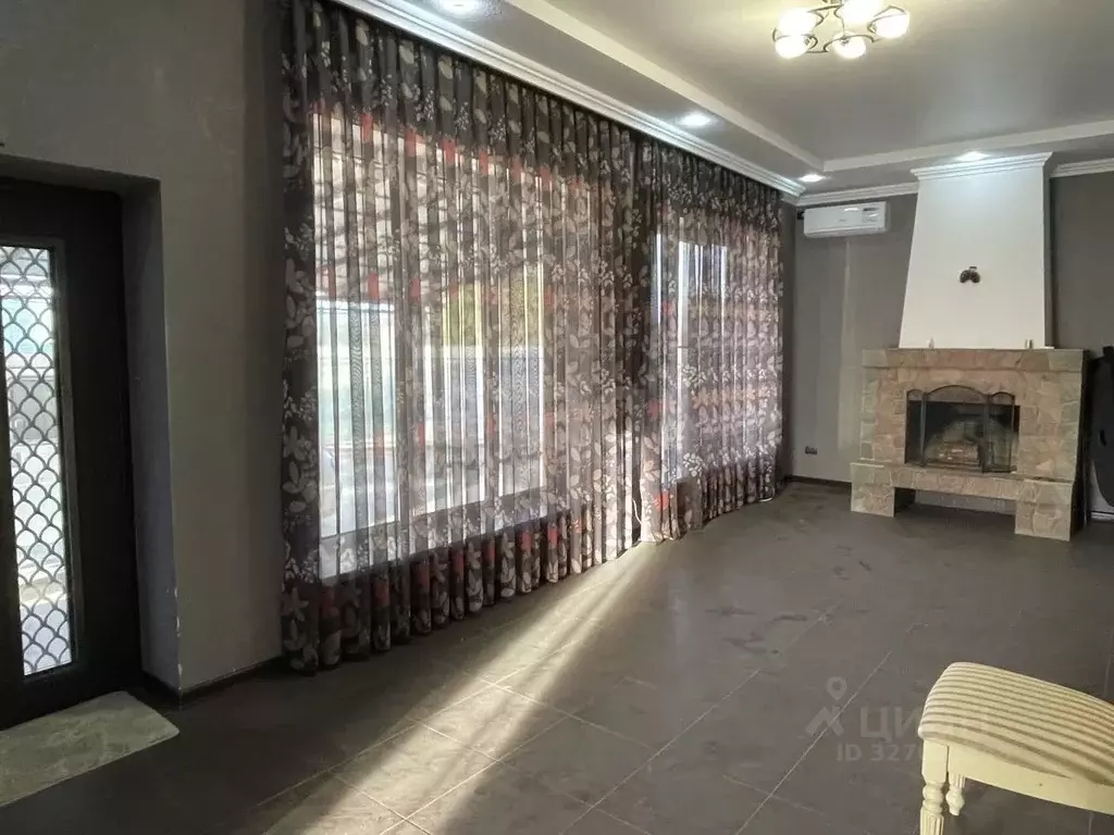 Дом в Адыгея, Майкопский район, Победенское с/пос, пос. Удобный ул. ... - Фото 1