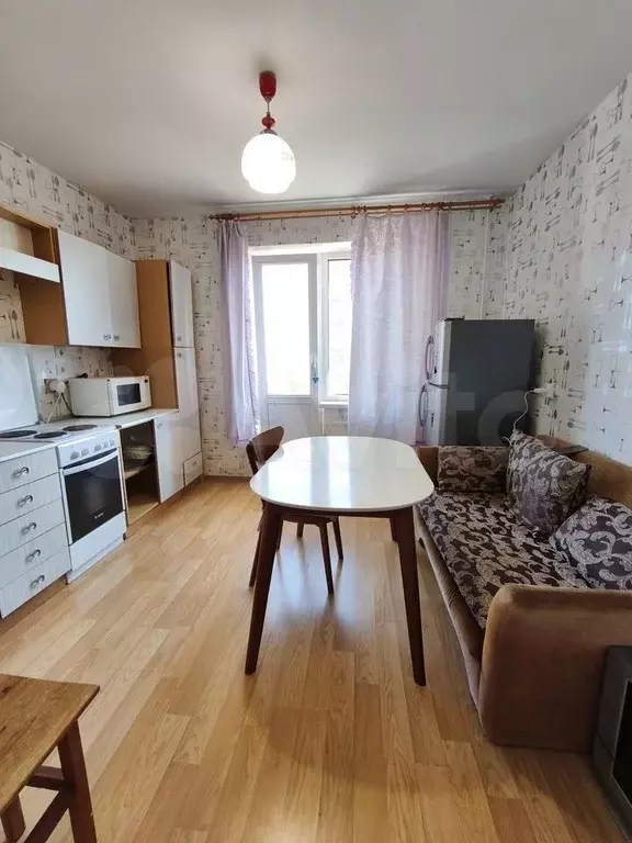 1-к. квартира, 40 м, 10/10 эт. - Фото 1